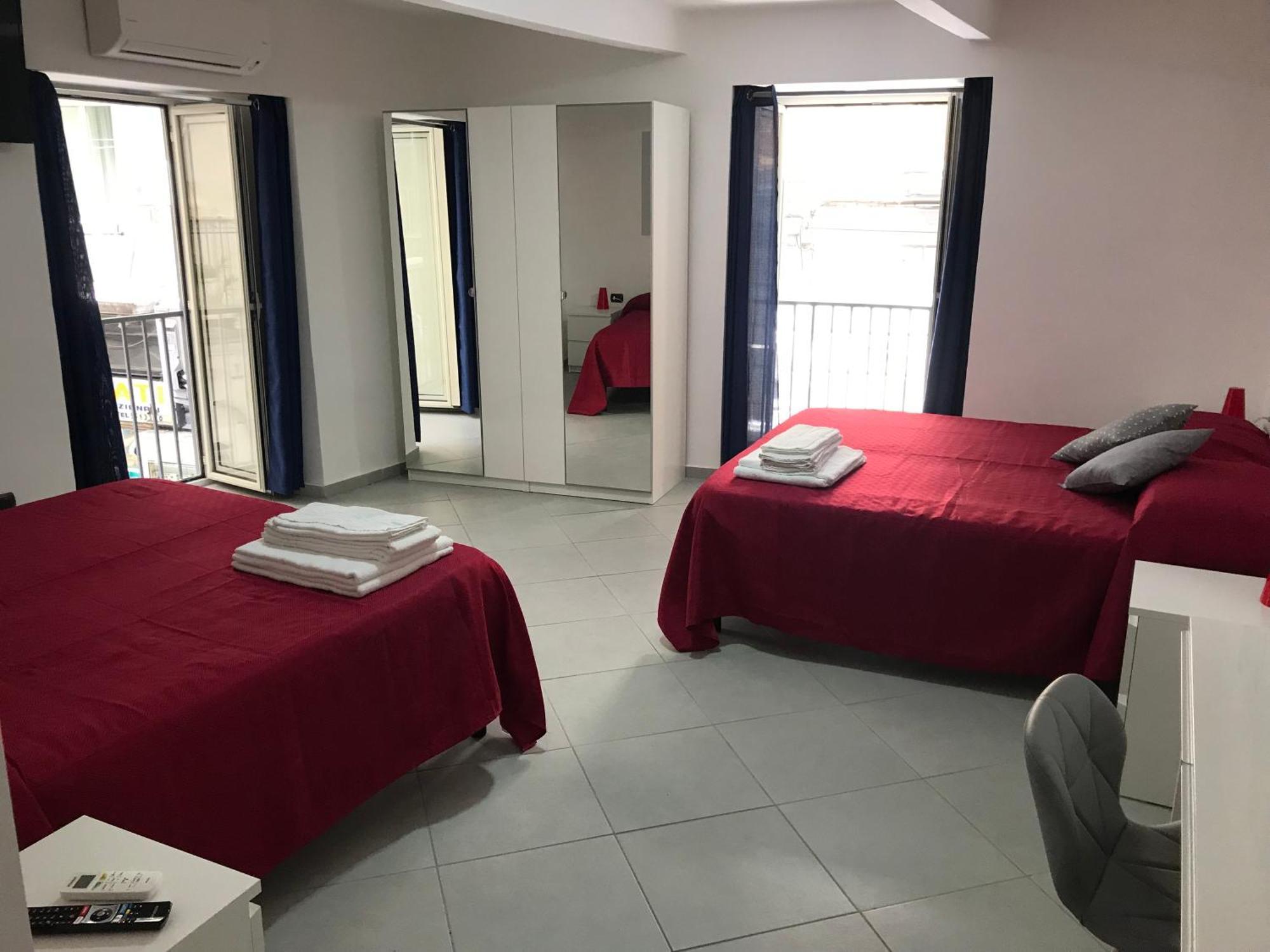Dilemma Bed & Breakfast Наполи Екстериор снимка